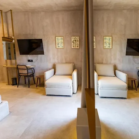 Medusa Luxury